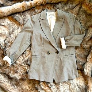 Super stretch flattering blazer